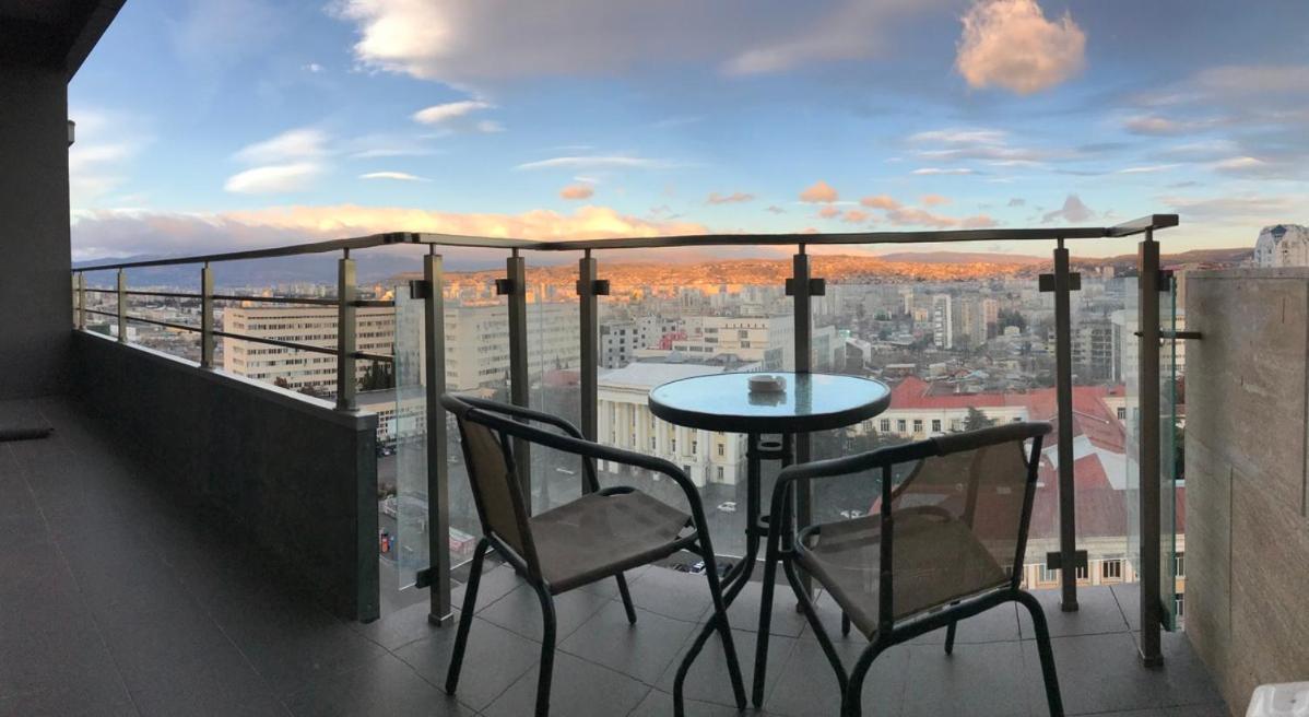 Ameri Plaza Green Apartments Tiflis Dış mekan fotoğraf
